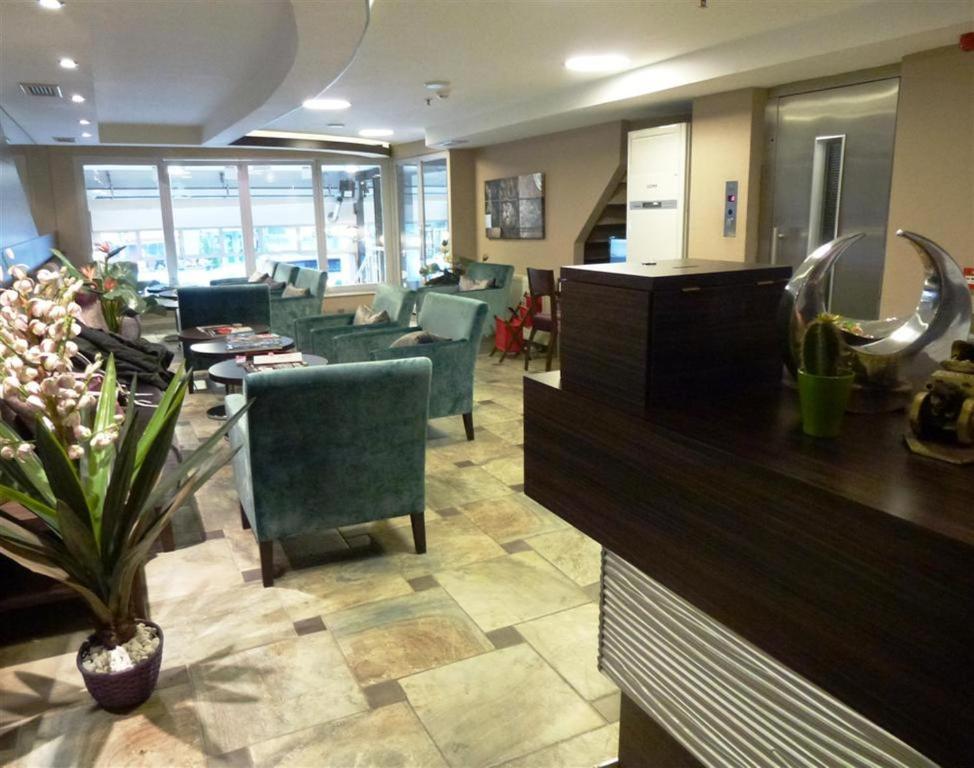Derpa Hotel Istanbul Restaurant bilde