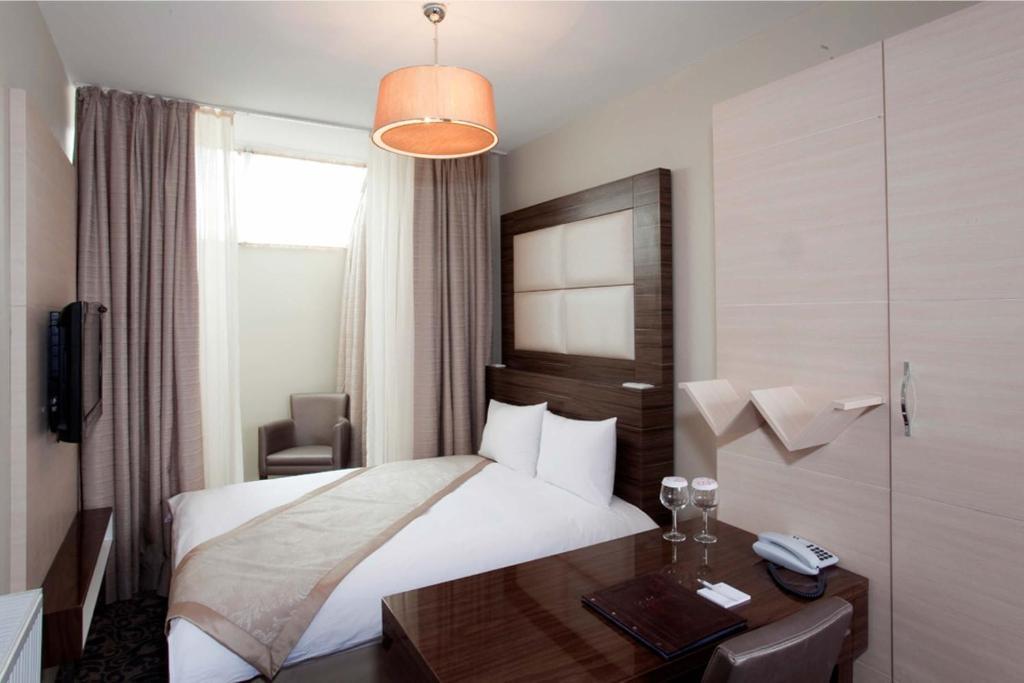 Derpa Hotel Istanbul Rom bilde